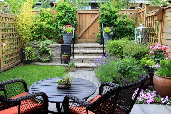Small Yard Landscaping in Shelton