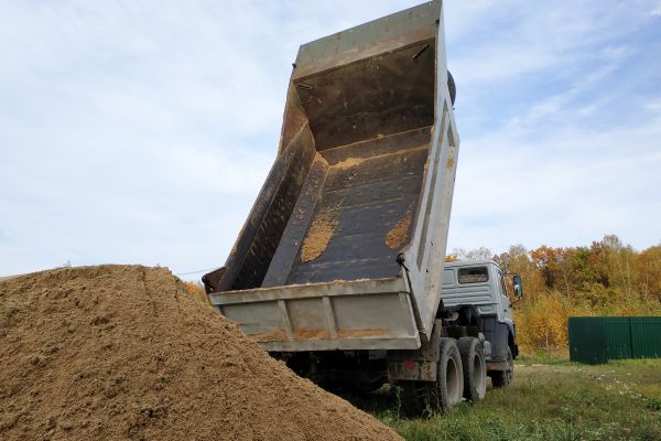 Topsoil Delivery in Shelton