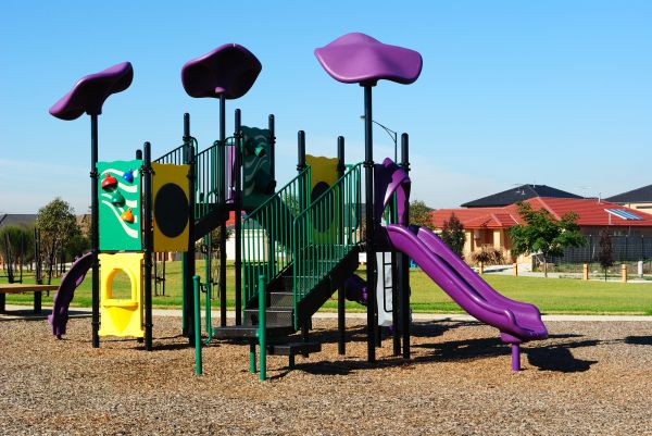 Playground Mulch Removal in Shelton